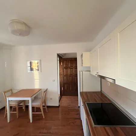 Pevac, Rooster, Appartement *